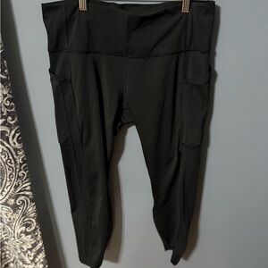 Athleta Ultimate Stash II 7/8 Black Leggings